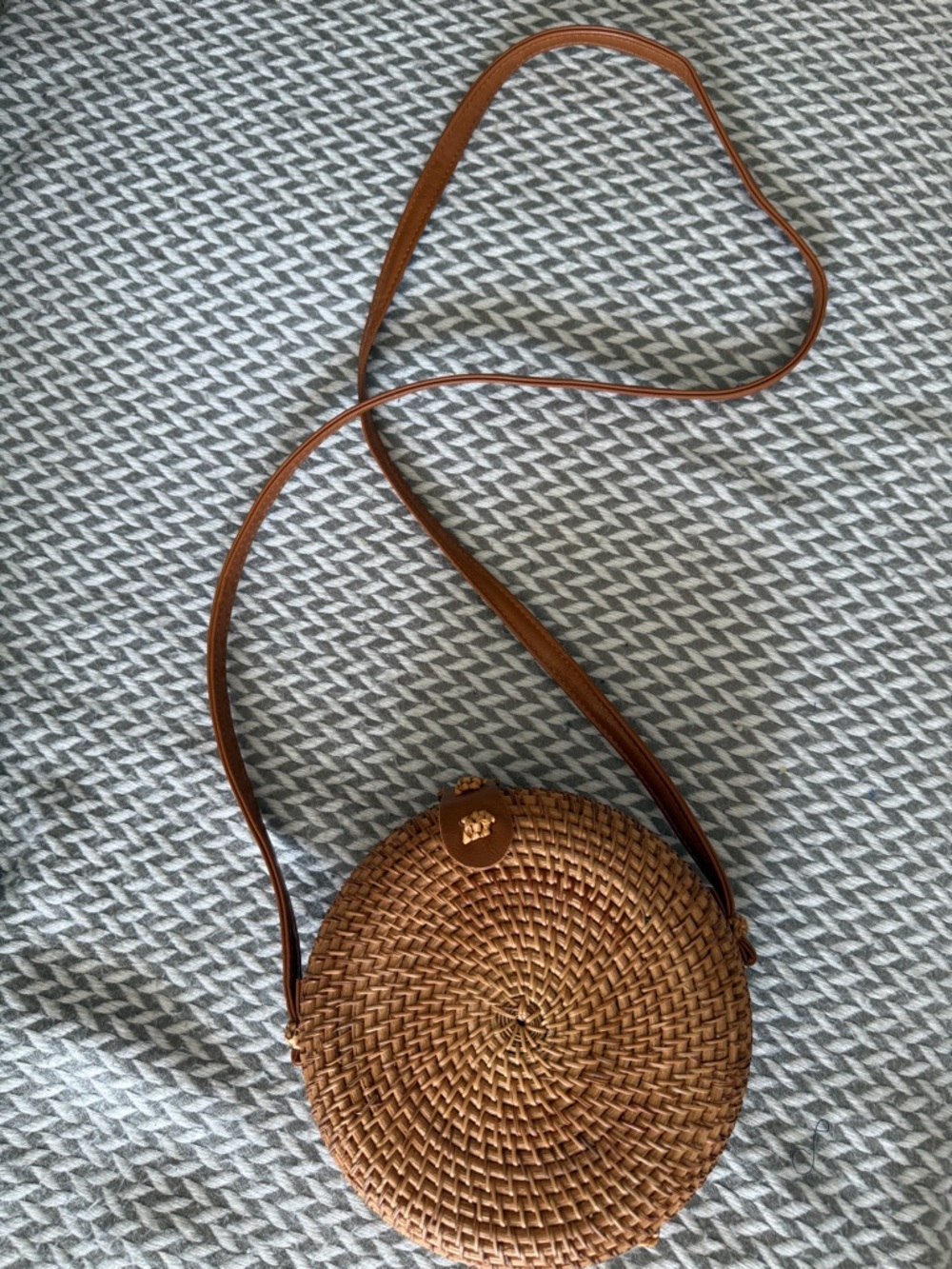 Summer & Rose wicker woven purse - Picture 2 of 3